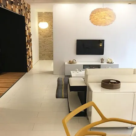 Apartamento Golden & White