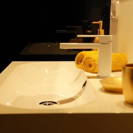 Appartement Golden & White *