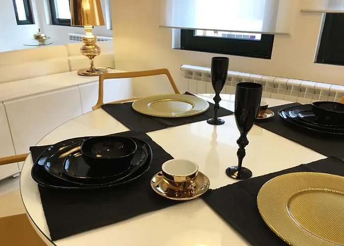 Golden & White * Σαντιάγο ντε Κομποστέλα