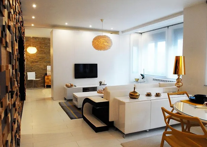 Golden & White * Σαντιάγο ντε Κομποστέλα