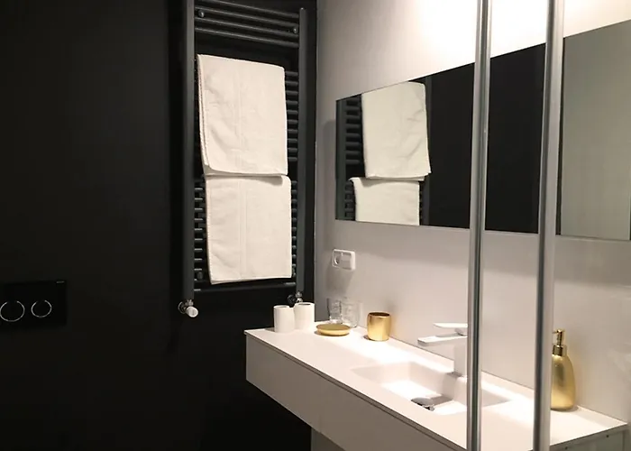 Golden & White Διαμέρισμα Σαντιάγο ντε Κομποστέλα