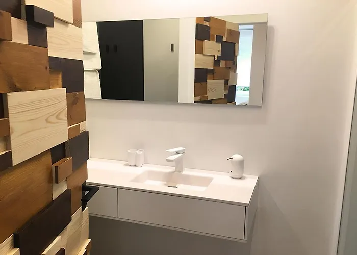 Golden & White * Σαντιάγο ντε Κομποστέλα